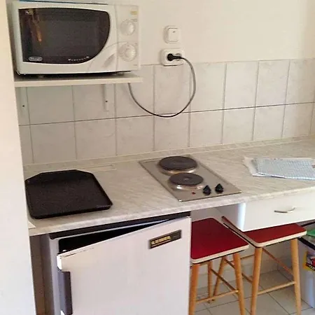 Kosztolanyi Apartmanhaz 3*