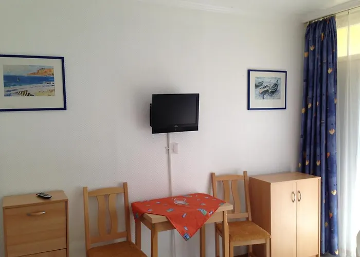 Kosztolányi Apartmanhotel 3*